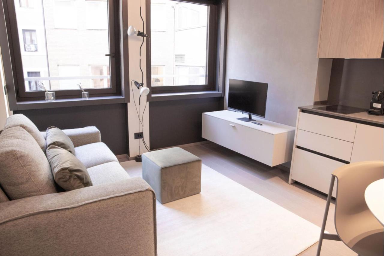 Exclusive Retreat Few Steps From Duomo - Apt 1 Milan Exterior photo